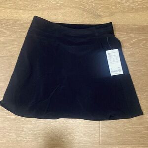 ATHLETA NWT Brooklyn heights skort, high rise size 6 black